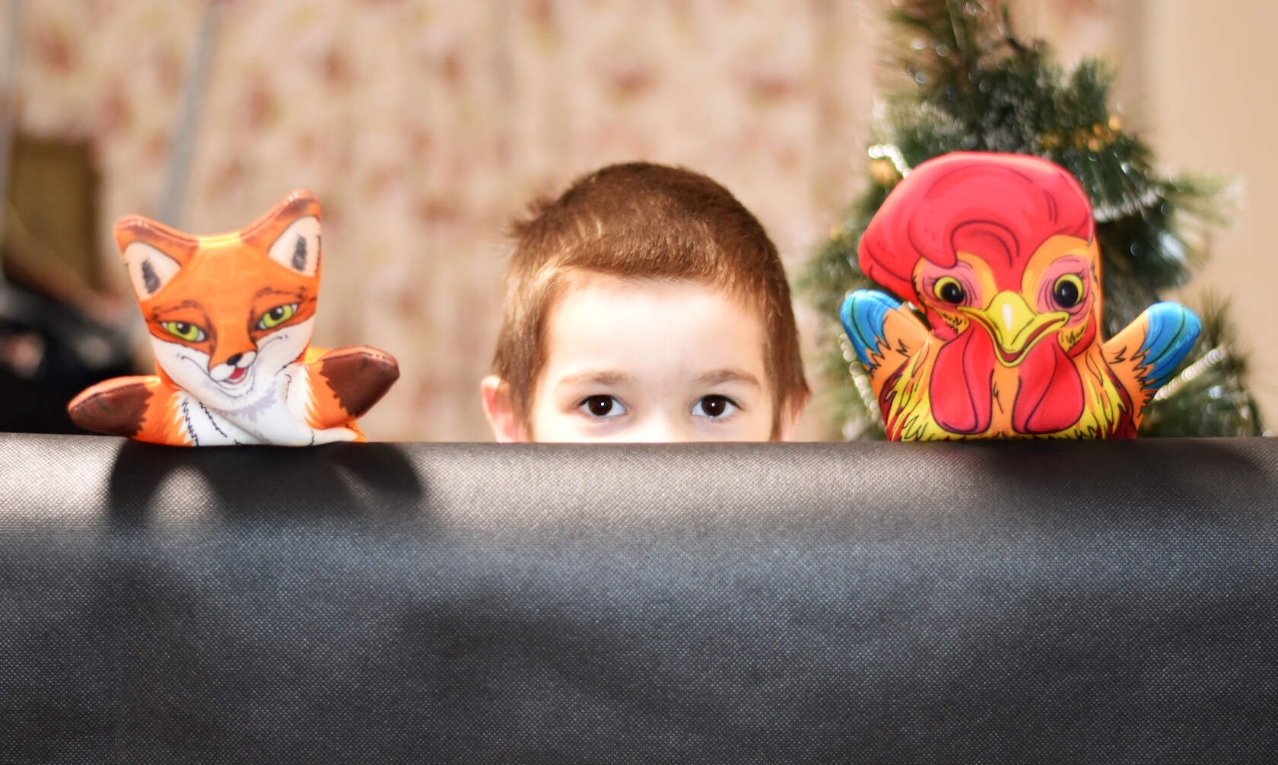 italki A home puppet theater I bought a home puppet theater for my