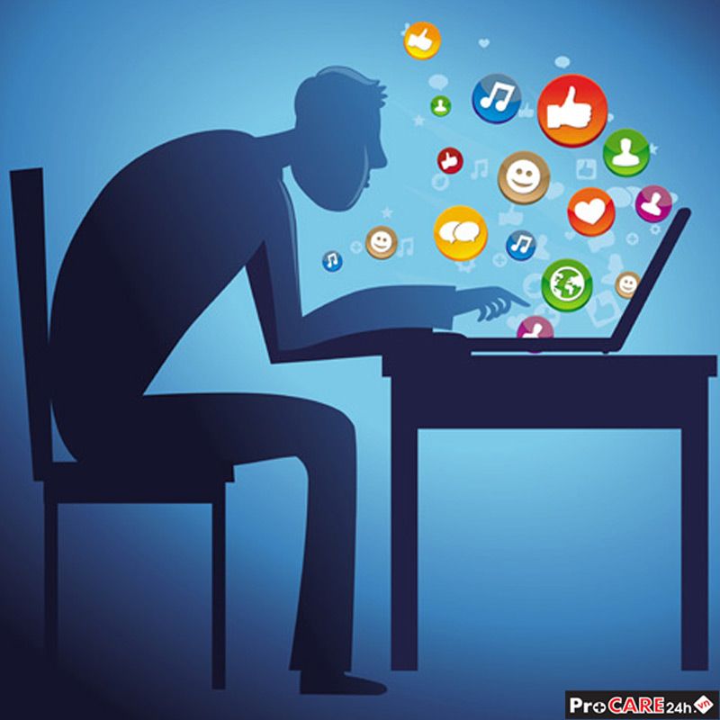 Сидеть в интернете. Что то из интернета. Общение в социальных сетях. Что то из интернета. Человек за компьютером.