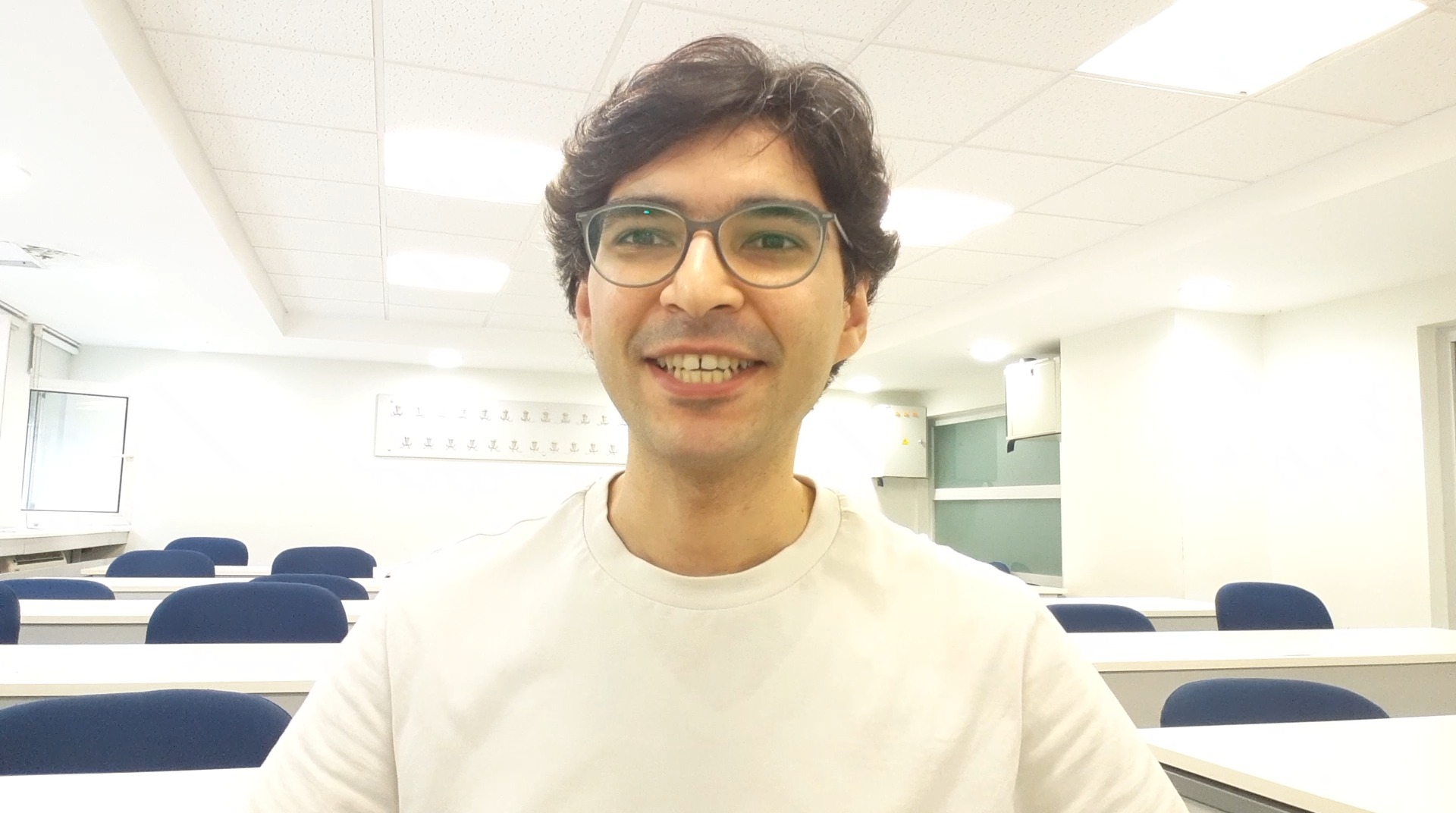 Learn English with TurEng with Mohammad Your English tutor from italki